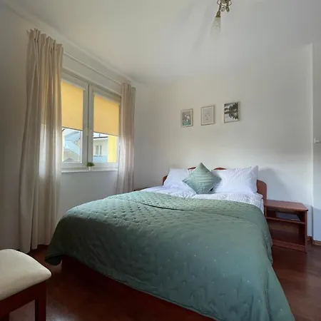 Mira 200 Metrow Od Morza Pensionat Miedzyzdroje