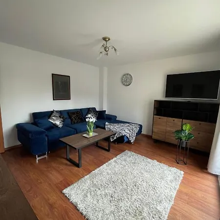 Mira 200 Metrow Od Morza