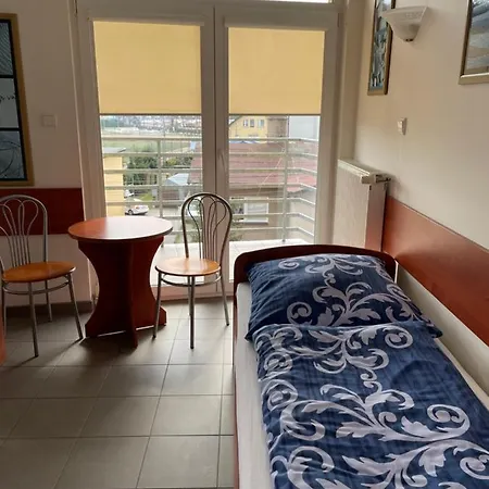 Mira 200 Metrow Od Morza Guest house