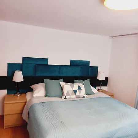 Mira 200 Metrow Od Morza Miedzyzdroje