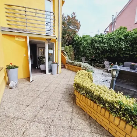 Casa de hóspedes Mira 200 Metrów Od Morza