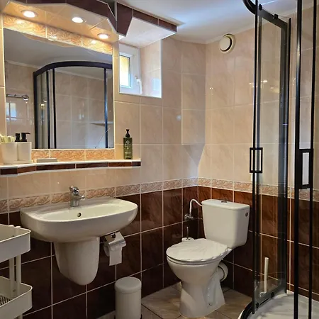 Mira 200 Metrow Od Morza