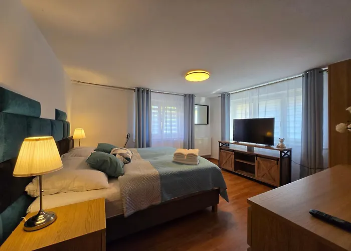 בית הארחה Mira 200 Metrow Od Morza 3*