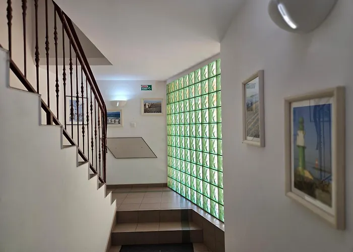 Mira 200 Metrow Od Morza בית הארחה 3*