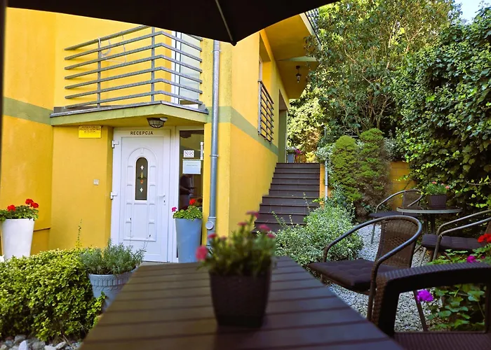 Mira 200 Metrow Od Morza 3* 미엥지즈드로예