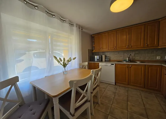 בית הארחה Mira 200 Metrow Od Morza